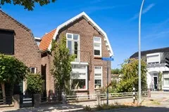 Vrijstaande woning te koop: Julianastraat 86, Oud-Beijerland