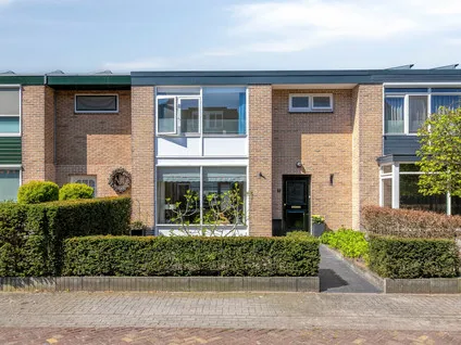 Tussenwoning te koop: Julianaweg 11, Vreeswijk Nieuwegein