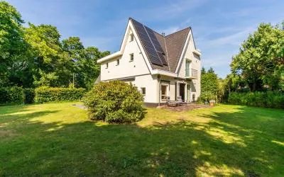 Vrijstaande woning te koop: Julianaweg 5, De Kieviet Wassenaar