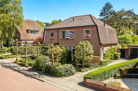 Twee-onder-één-kap te koop: Julianaweg 7, Doorn-Centrum Doorn