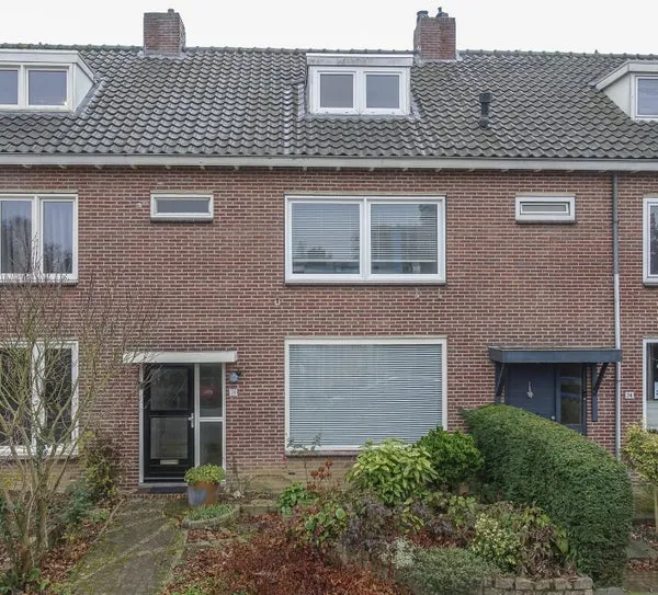 Tussenwoning te koop: Julianusstraat 76, Aarveld Heerlen