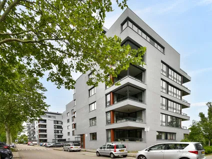Appartement te koop: Julius Caesarlaan 100, Roomburg Leiden