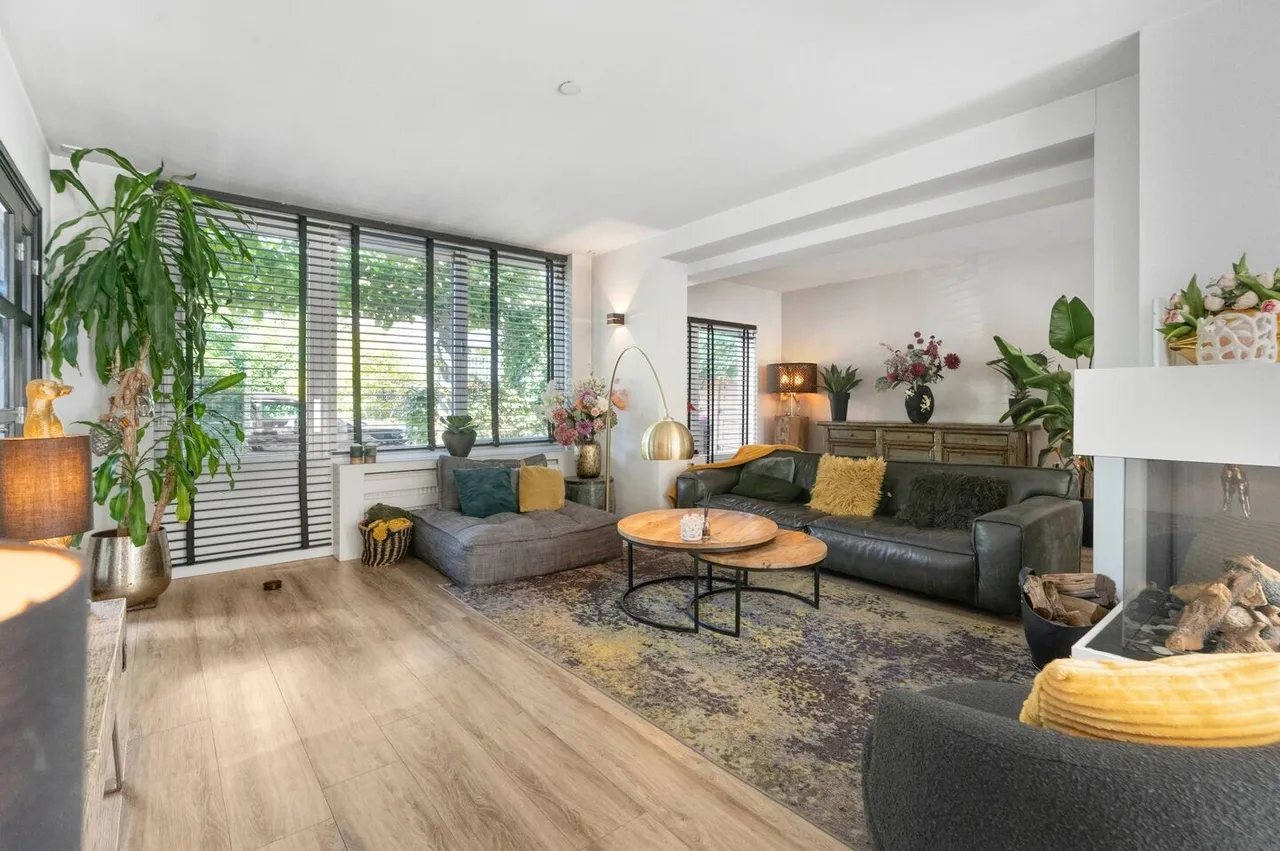 Appartement te koop: Julius Röntgenlaan 14, Leidschendam