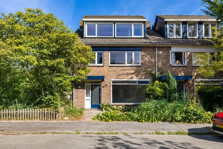 Corner house for sale: Jupiterstraat 119, Paddepoel-Noord Groningen