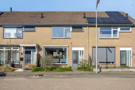 Tussenwoning te koop: Jupiterstraat 29, Nieuw-Lekkerland-Middelweg Nieuw-Lekkerland