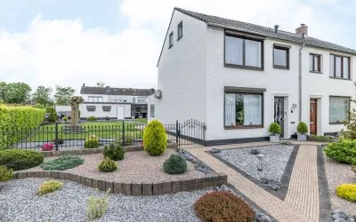 Twee-onder-één-kap te koop: Jupiterstraat 53, Treebeek-Noord Brunssum