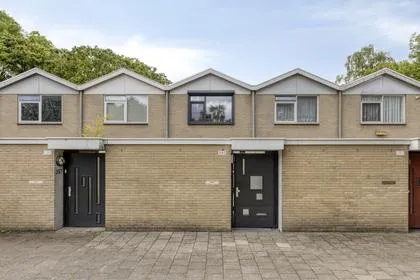 Tussenwoning te koop: Juraweide 395, Groenewoud Midden Tilburg