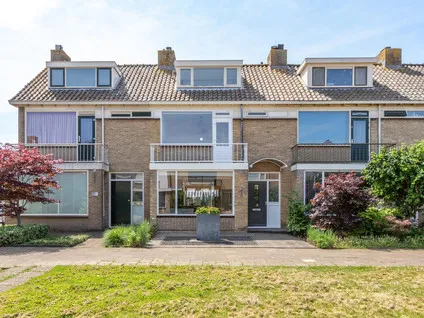 Tussenwoning te koop: Justus van Effenlaan 9, Vondelwijk Waddinxveen