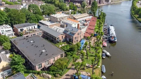 Studio te koop: Jutfaseweg 223-33, Rivierenwijk Utrecht