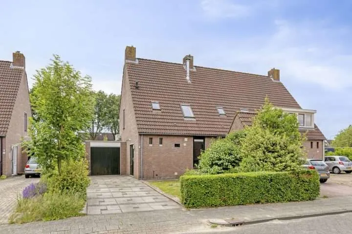 Hoekwoning te koop: Jutte 52, Nijehaske Heerenveen