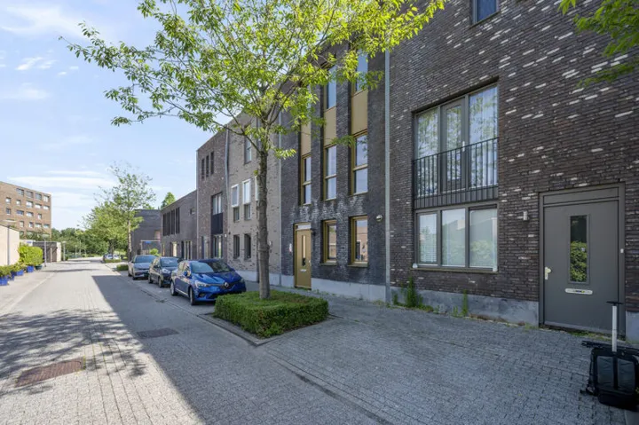 Tussenwoning te koop: Juwelenstraat 7, Sieradenbuurt (brt) Almere
