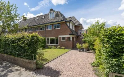 Hoekwoning te koop: K.P.C. de Bazelstraat 116, Godelindebuurt Bussum