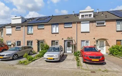 Terraced house for sale: Kaagwerf 14, Wervenbuurt Gouda