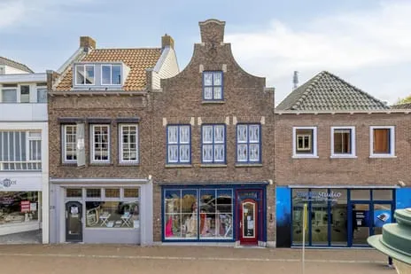 Tussenwoning te koop: Kaaistraat 18, Steenbergen-Centrum Steenbergen (Nb)