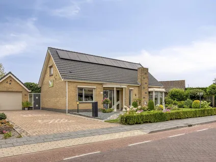 Vrijstaande woning te koop: Kaaistraat 86, Sint Willebrord St. Willebrord