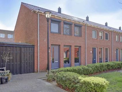Hoekwoning te koop: Kaapstander 20, Oud-Beijerland Centrum Oud-Beijerland