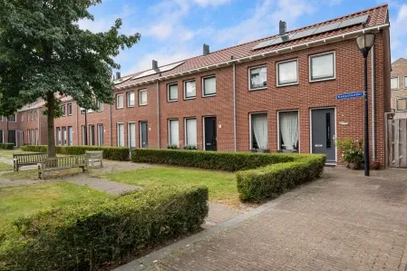Hoekwoning te koop: Kaapstander 7, Oud-Beijerland