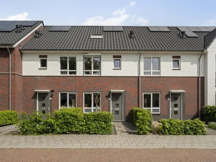 Tussenwoning te koop: Kaarboom 19, Verspreide huizen Zuiderzeeland Nunspeet Nunspeet