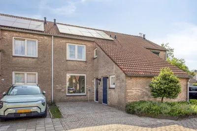 Terraced house for sale: Kaardebol 14, Vrijhoeve Sprang-Capelle