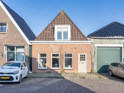Twee-onder-één-kap te koop: Kaatsplein 3, Arum Arum