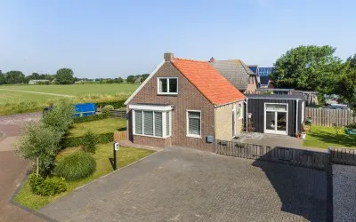 Twee-onder-één-kap te koop: Kade 10, Tzummarum Zuid Tzummarum
