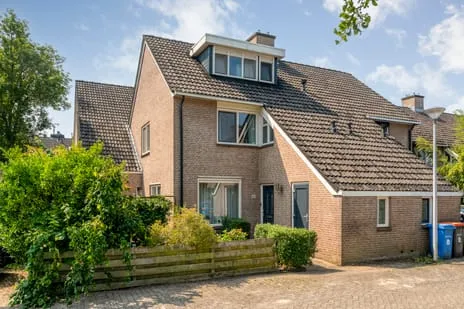 Tussenwoning te koop: Kadeneterkamp 80, Gerenlanden Zwolle
