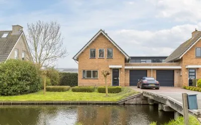 Twee-onder-één-kap te koop: Kadijk 4C, Kadijk en Kadijkselaan Bergambacht
