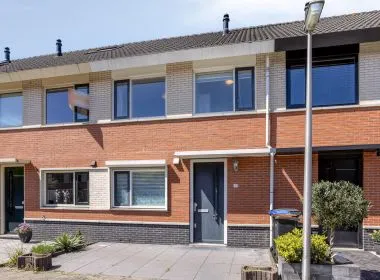 Tussenwoning te koop: Kaftanstraat 41, Azië Purmerend