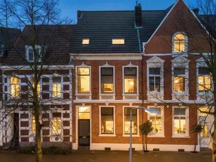 Tussenwoning te koop: Kaldenkerkerweg 42, Hogekamp Venlo