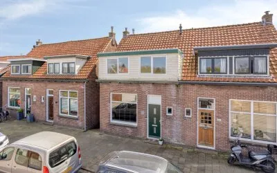 Twee-onder-één-kap te koop: Kalf 182D, Zaandam