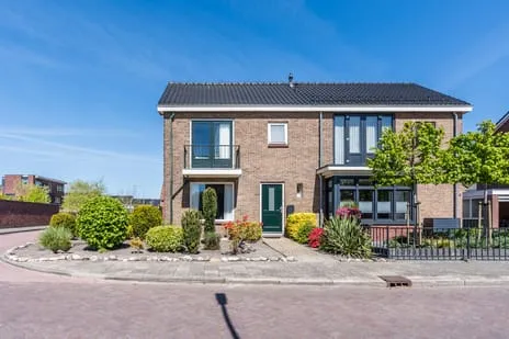 Twee-onder-één-kap te koop: Kalkovenstraat 7, Bentinckspark Hoogeveen
