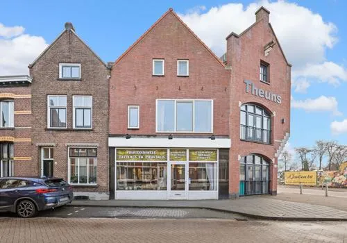 Tussenwoning te koop: Kalsdonksestraat 4, Parklaan-Hoogstraat Roosendaal