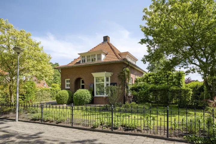 Vrijstaande woning te koop: Kalverlaan 12, Verspreide huizen Rekken Rekken