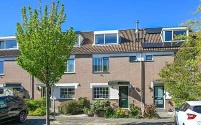 Tussenwoning te koop: Kamerkamp 16, Hofgeest Velserbroek