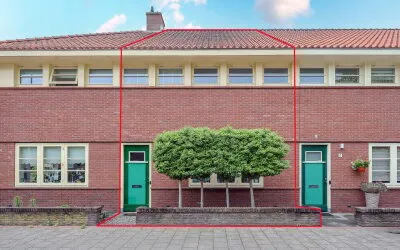 Tussenwoning te koop: Kamerlingh Onnesweg 15, Liebergen Hilversum