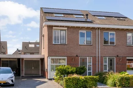 Tussenwoning te koop: Kamferbekestraat 5, Marslanden Hardenberg
