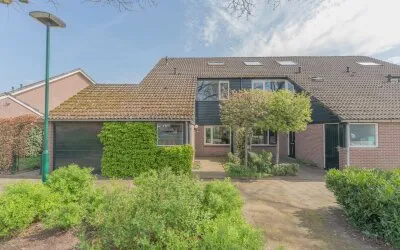 Hoekwoning te koop: Kamgras 1, Dragonder Noord Veenendaal