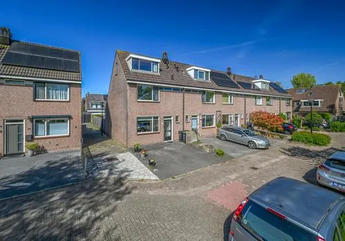 Hoekwoning te koop: Kamgras 13, de Maricken-Veenzijde Wilnis