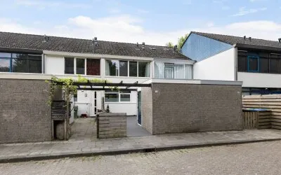 Tussenwoning te koop: Kamgras 161, Aldlân-West Leeuwarden