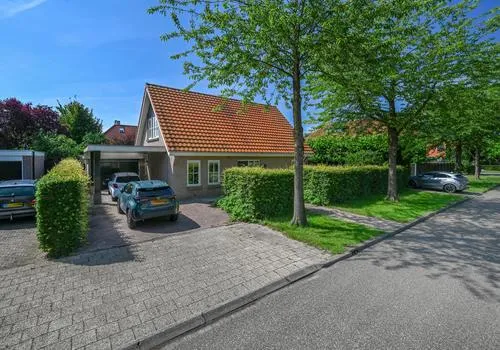 Detached house for sale: Kamgras 4, Derde woonwijk Zeewolde