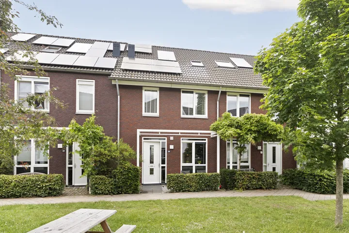 Tussenwoning te koop: Kamillestraat 30, Oosterhout Nijmegen