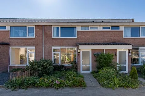 Tussenwoning te koop: Kamperfoelielaan 61, Ruiven Berkel-Enschot