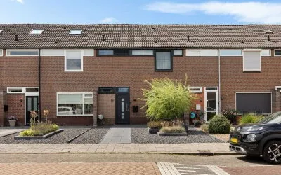 Tussenwoning te koop: Kamperfoeliestraat 12, Musselkanaal Centrum Musselkanaal