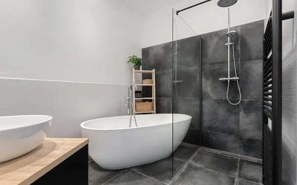 Appartement te koop: Kamperfoeliestraat 211, Heesterbuurt 'S-Gravenhage