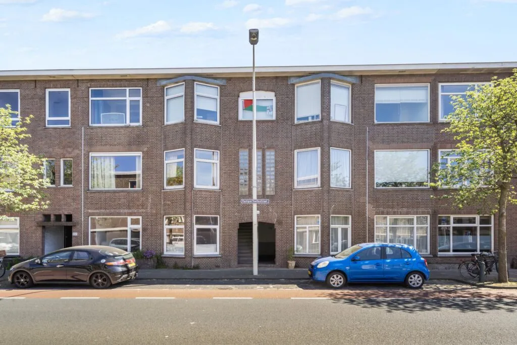 Appartement te koop: Kamperfoeliestraat 225, 'S-Gravenhage