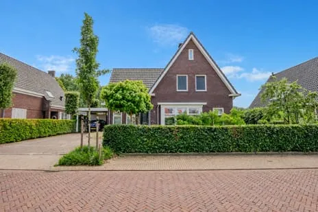 Detached house for sale: Kamperfoeliestraat 30, Kern 's-Gravenpolder 'S-Gravenpolder