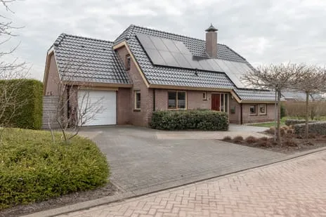 Vrijstaande woning te koop: Kampschutterslaan 4A, Westerlee Westerlee