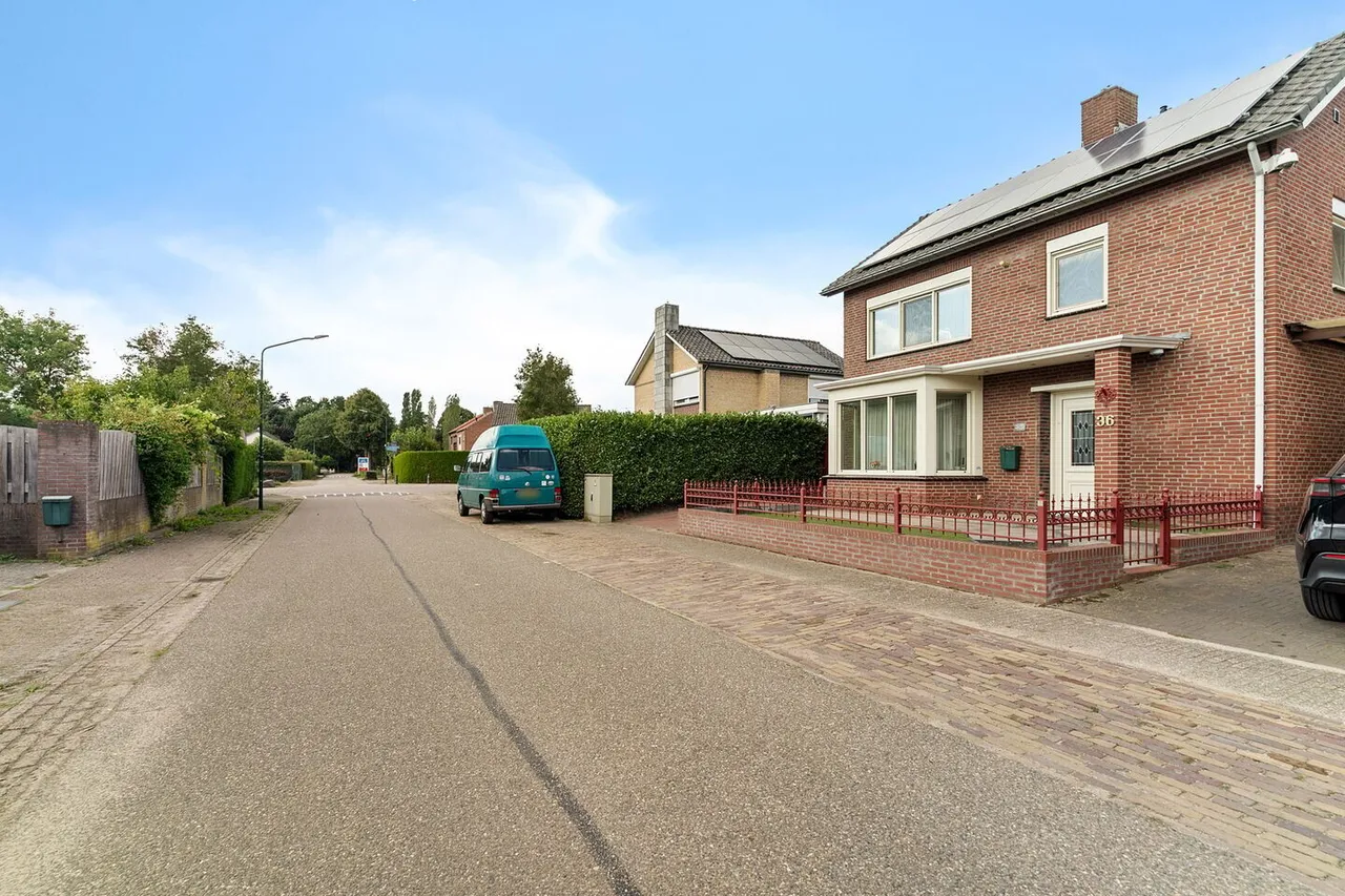 Hoekwoning te koop: Kampsestraat 36, Haps