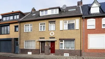 Tussenwoning te koop: Kampstraat 126, Heilust Kerkrade