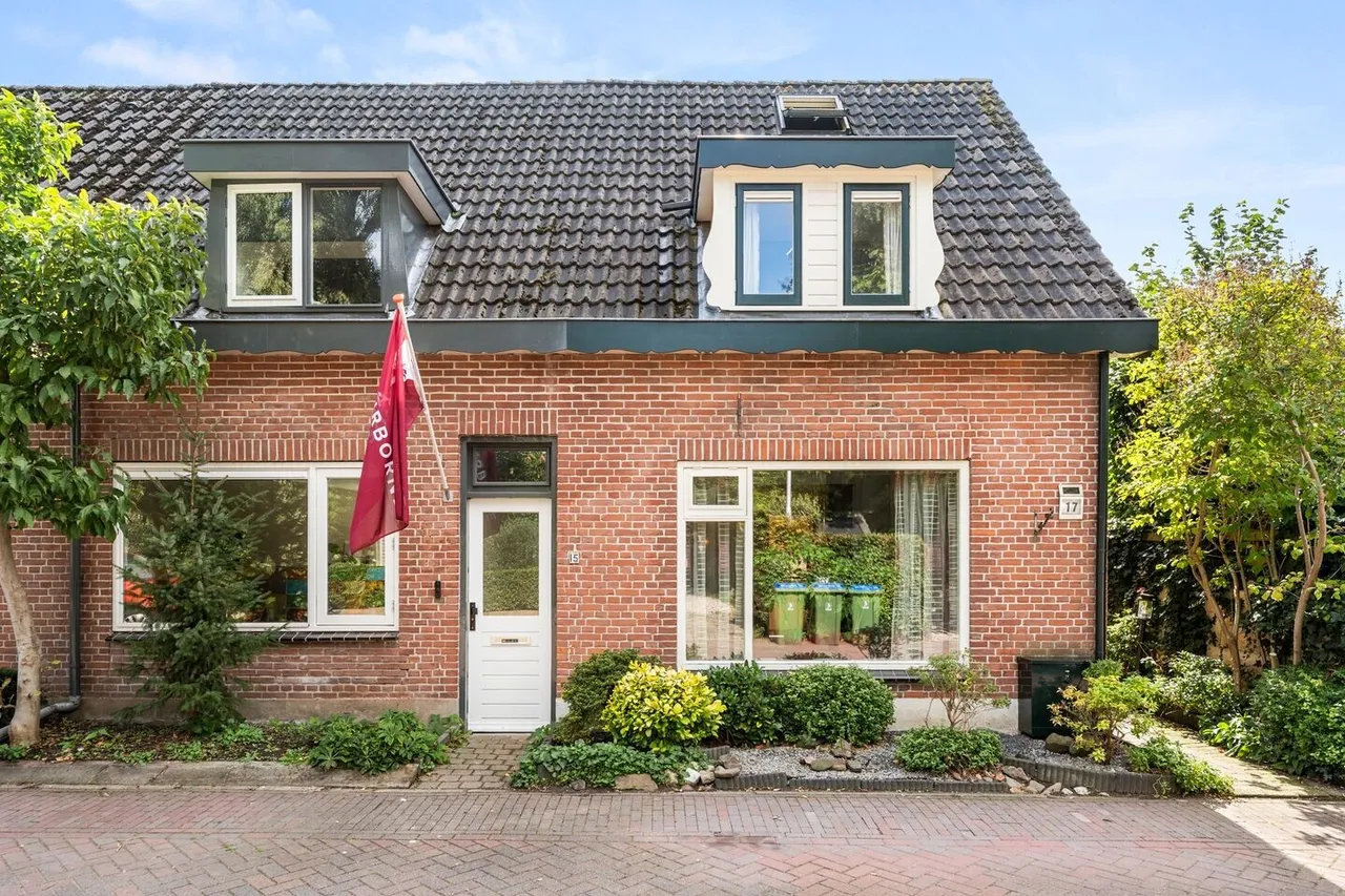 Hoekwoning te koop: Kampstraat 17, Ede